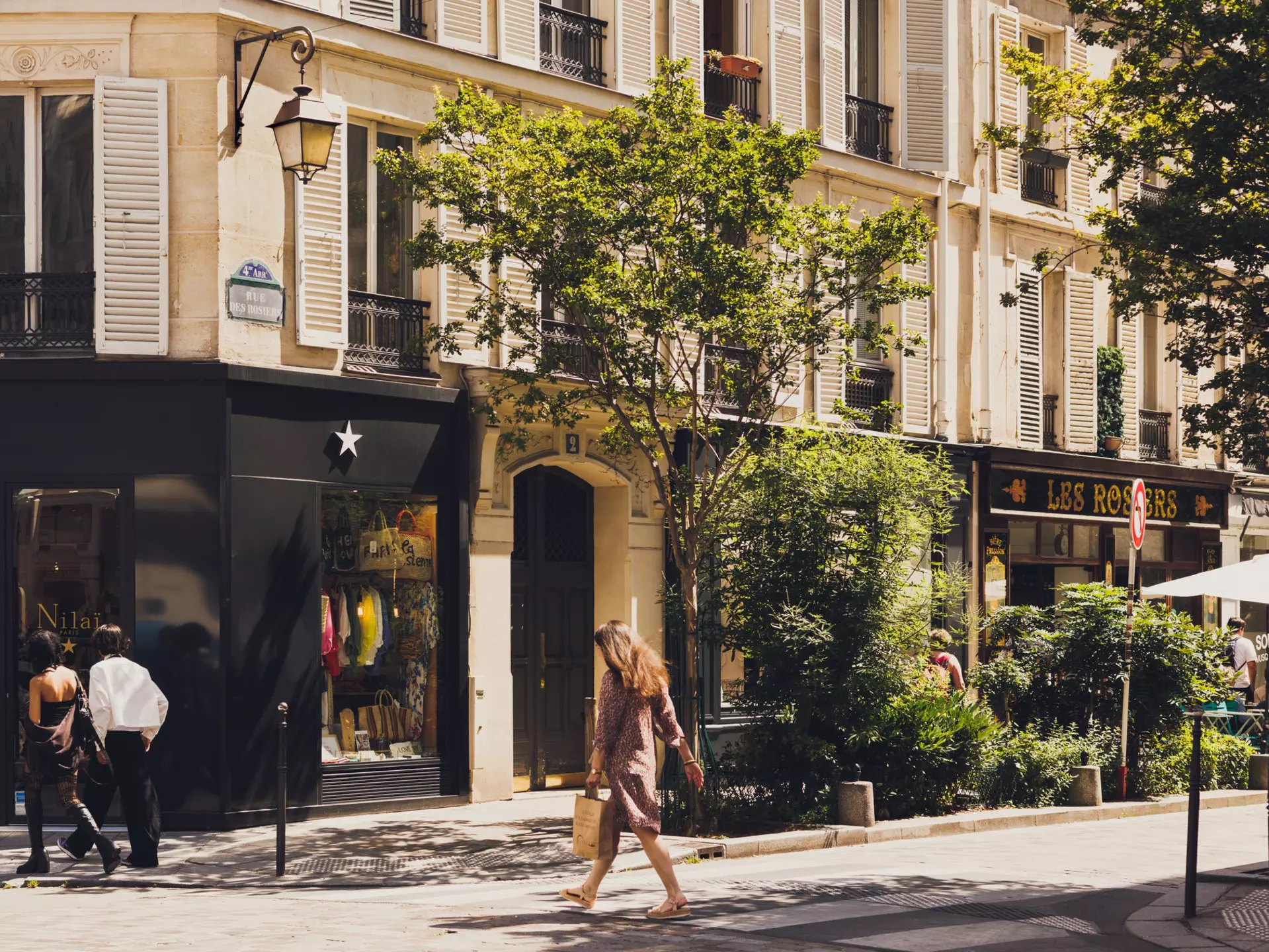 One of the best ways to get around in Paris is walking. Kate Devine for Lonely Planet