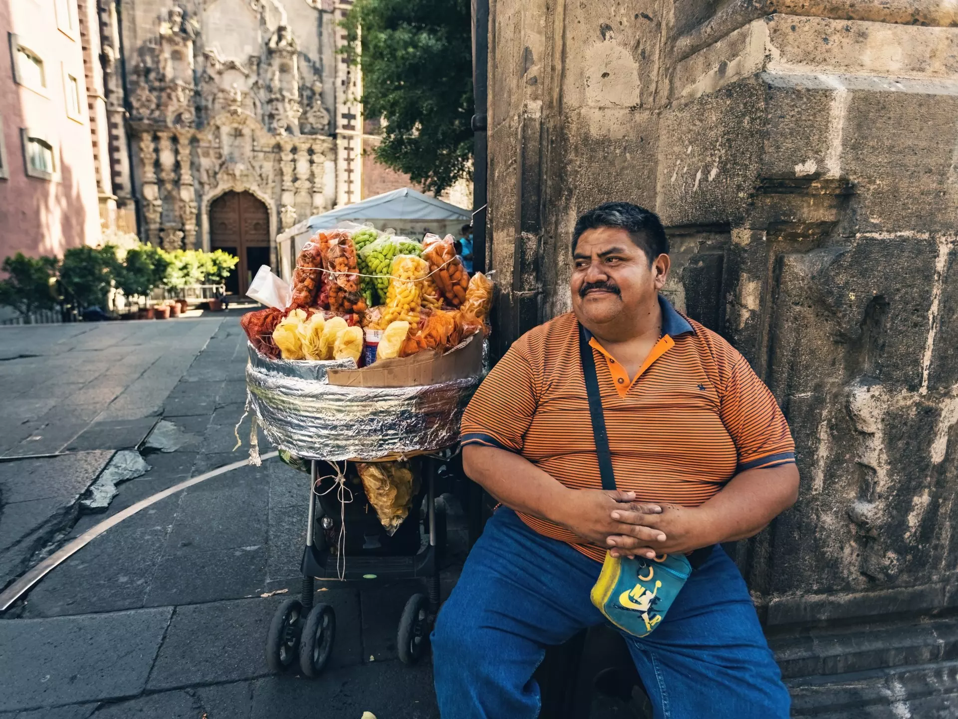 A vendor selling homemade potato chips on the street of Mexico City. Sun_Shine/Shutterstock