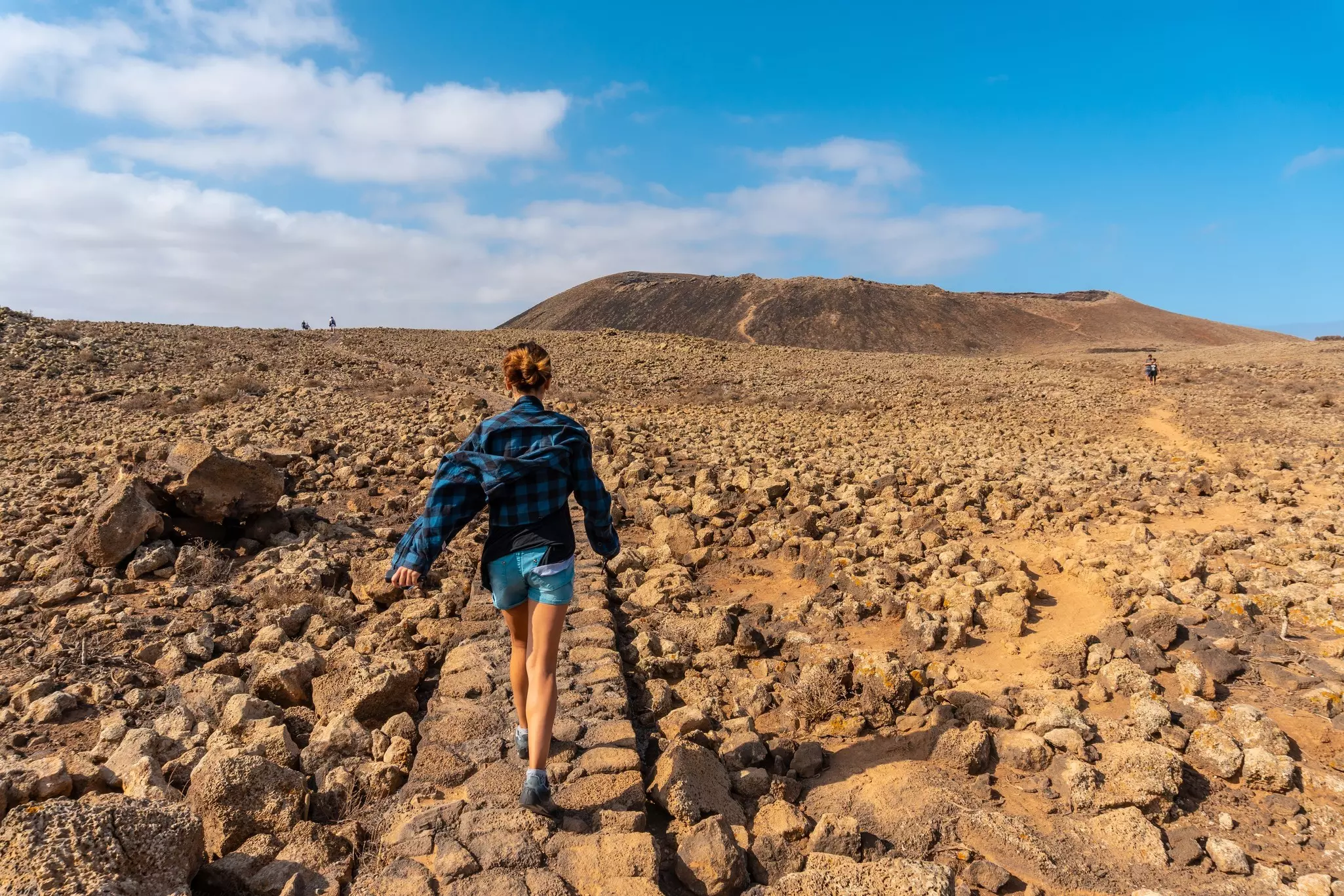 Trail to the Crater of the Calderón Hondo volcano near Corralejo