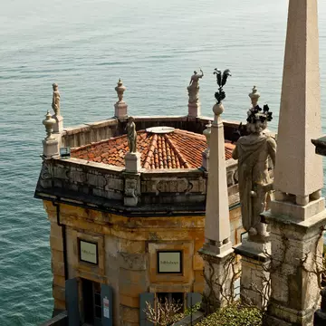 Gardens of Palazzo Borromeo, conceived as a complement to the palace to form a harmonious whole.