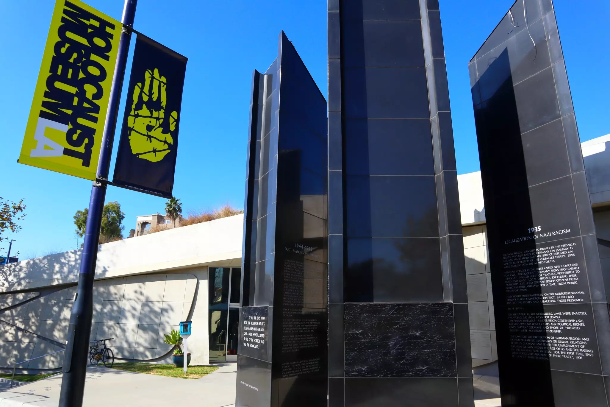 Exterior of Holocaust Museum LA