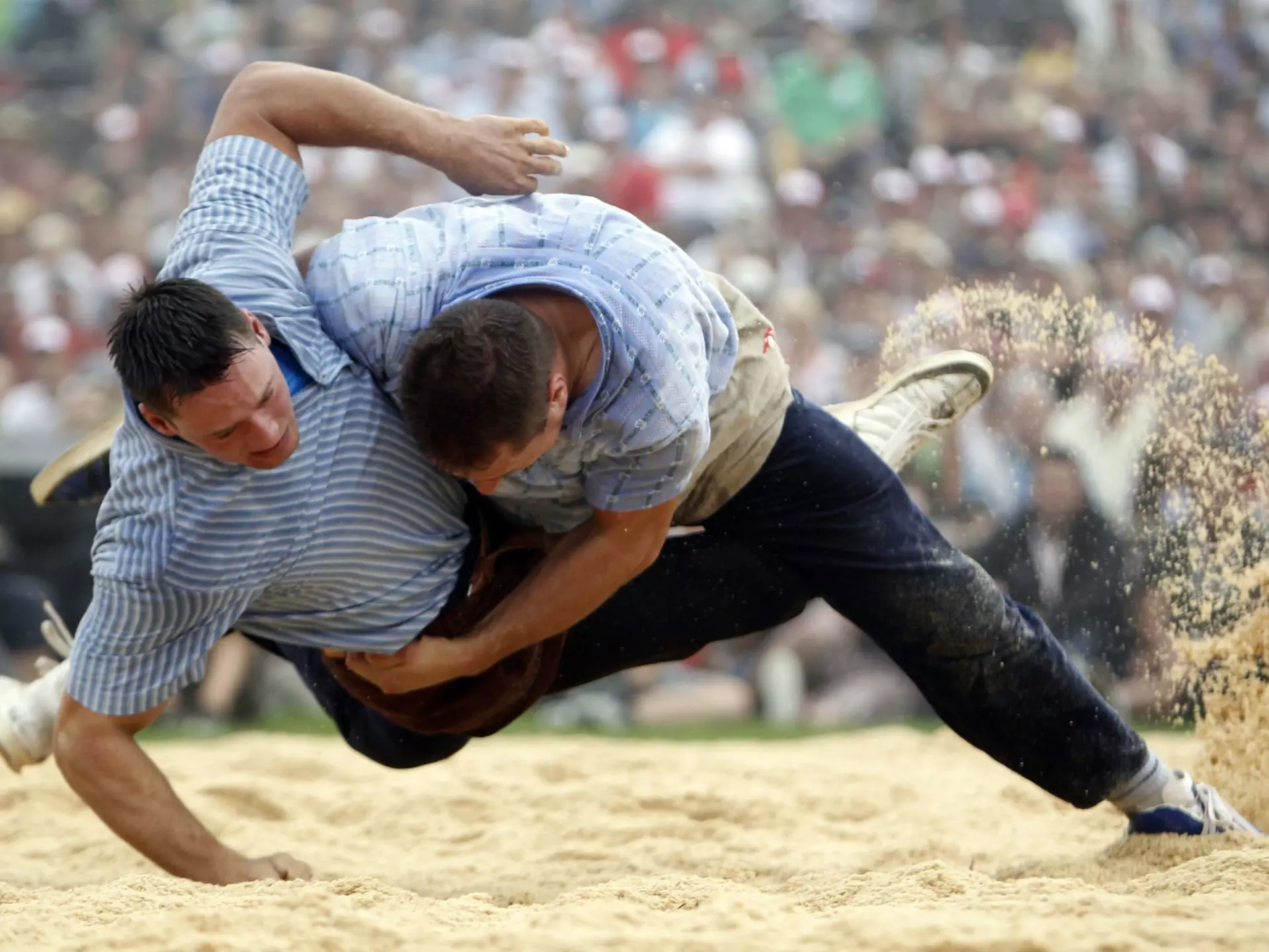 Strict etiquette rules govern a Schwingen competition, read on to learn more © Urs Flueeler / EPA / Shutterstock