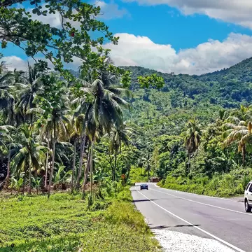 See more of Jamaica with these top driving routes © Ralf Liebhold / Shutterstock