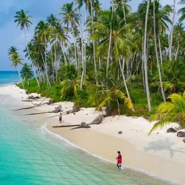 Pulau Palambak, Pulau Banyak, Singkil, Sumatra / Indonesia: Beautiful place in Banyak Islands. Everyone must see. Amazing beaches and clear sea.