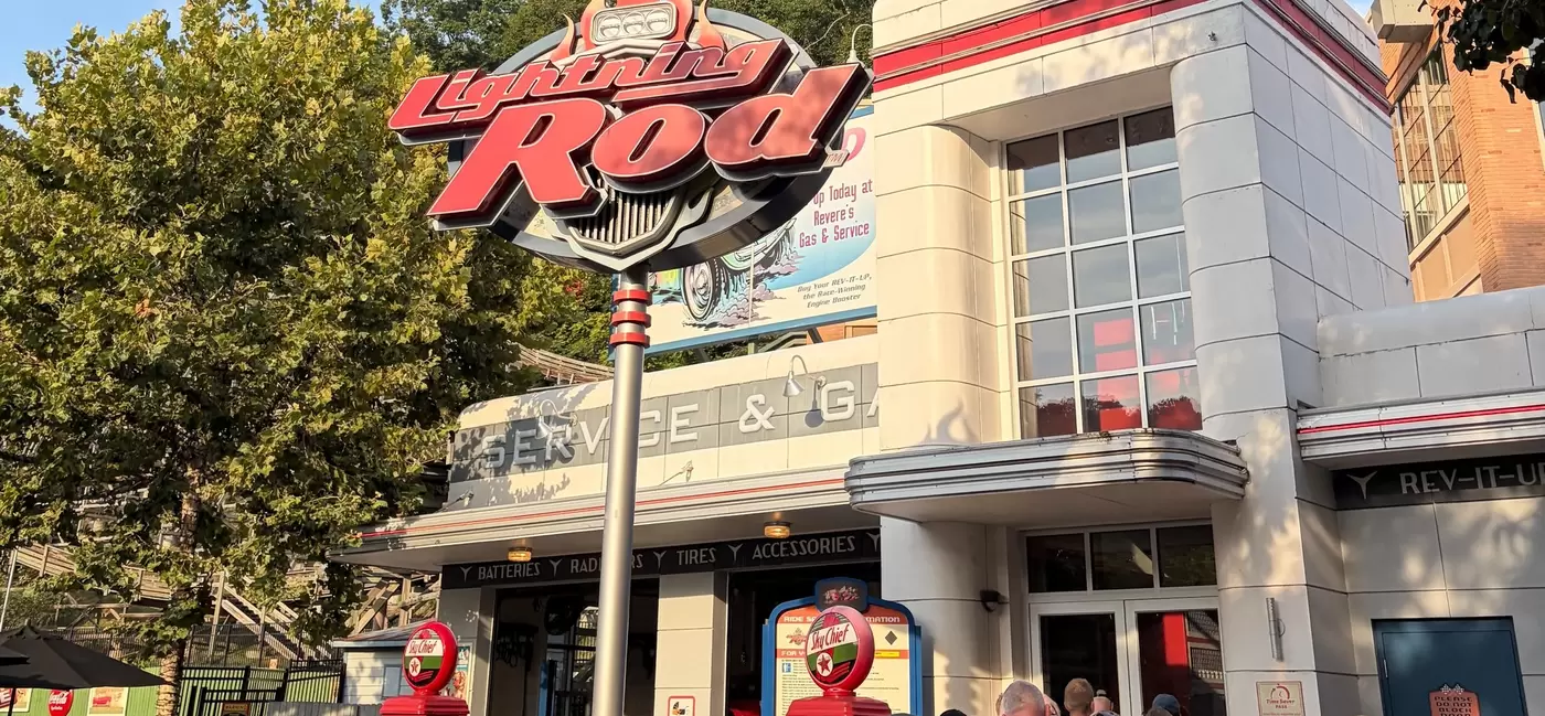 Images from Dollywood in Pigeon Forge, Tennessee
August 2026
Description in file name