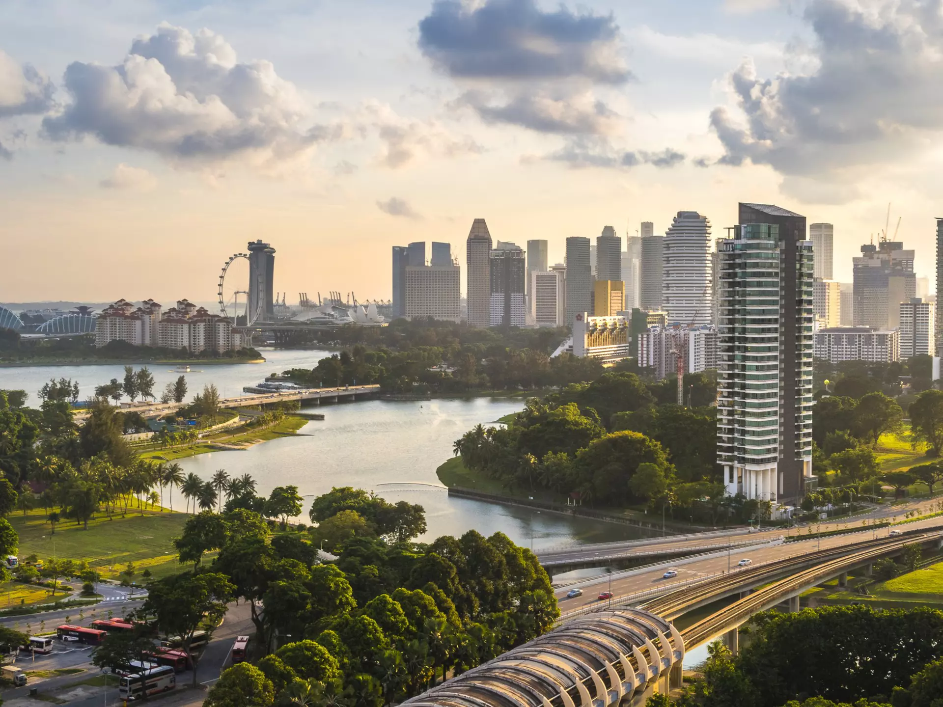 Explore the best of Singapore with these great drives  © Calvin Chan Wai Meng / Getty Images