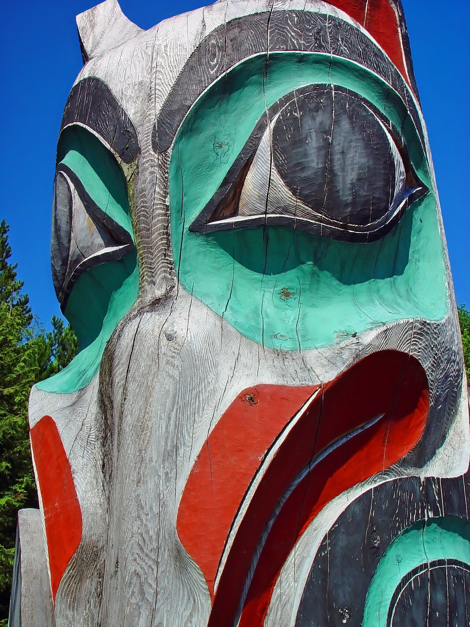 Wood painted Alaskan Totem Pole on Saxman Native Village, Ketchkan, Alaska.
2297545
icy, art, wood, pole, tiki, tribe, totem, paint, point, shape, detal, saxman, native, indian, sculpt, symbol, strait, alaska, tlingit, carving, engrave, mastery, village, ketchkan, woodwork, american, creative, sculpture, tradition, symbolism, craftsmanship
