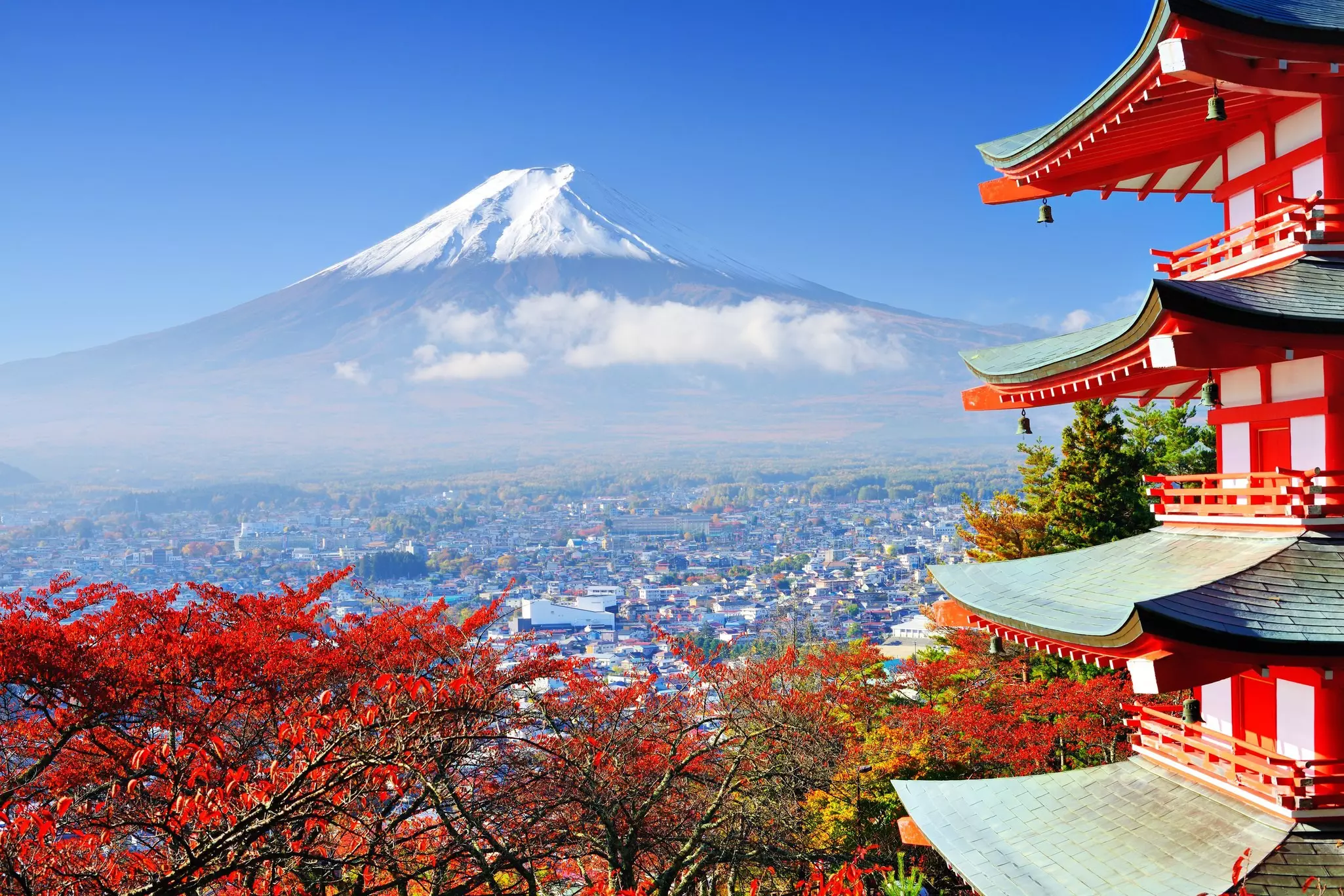 Japan's beautiful Mt Fuji seduces visitors like a siren. Sean Pavone / Shutterstock