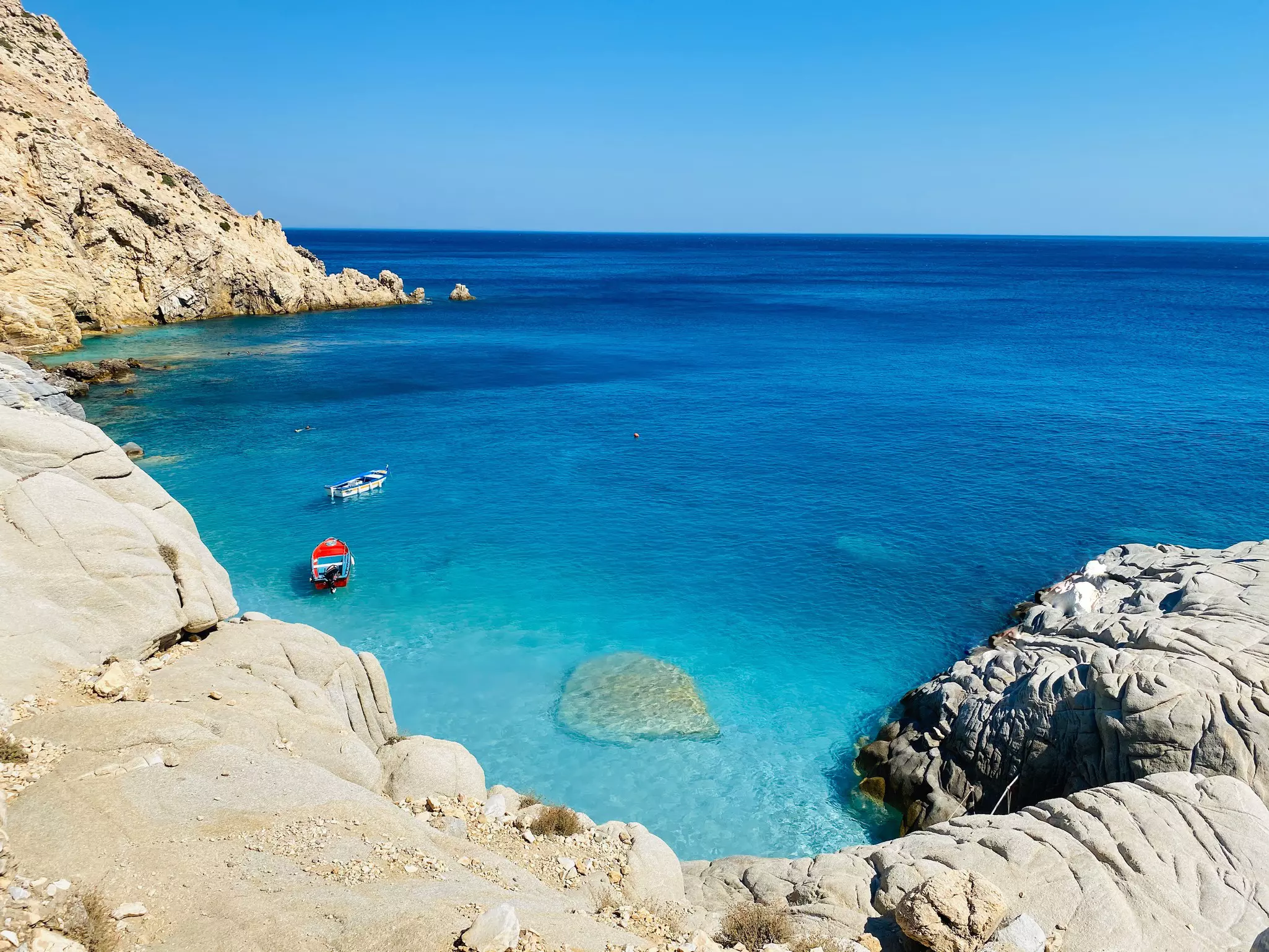 The ultra-relaxed and laid-back lifestyle of the Ikaria locals results in one of the longest life expectancies in the world © SandyBro / Getty Images