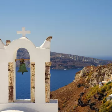 Oia village, Santorini. nexusby/Shutterstock