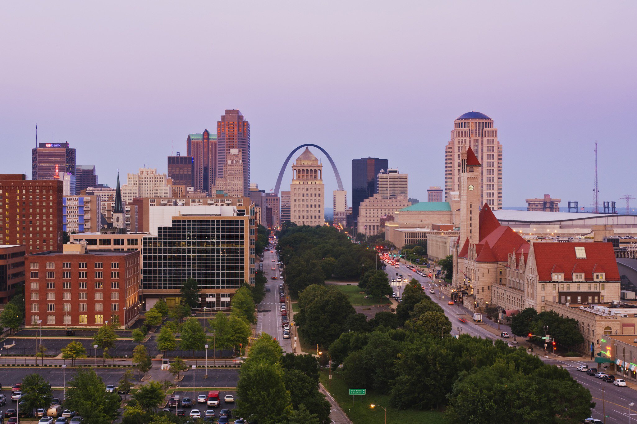 138710105
Arch; Arch - Architectural Feature; Architecture; City; Cityscape; Color Image; Copy Space; Day; Downtown District; Dusk; Famous Place; Gateway Arch - St. Louis; Horizontal; Missouri; No People; Outdoors; Park; Photography; Public Park; Saint Louis; Skyscraper; St. Louis; Sunset; Travel; Travel Destinations; USA;
Downtown St Louis skyline at dusk, featuring the Gateway Arch.