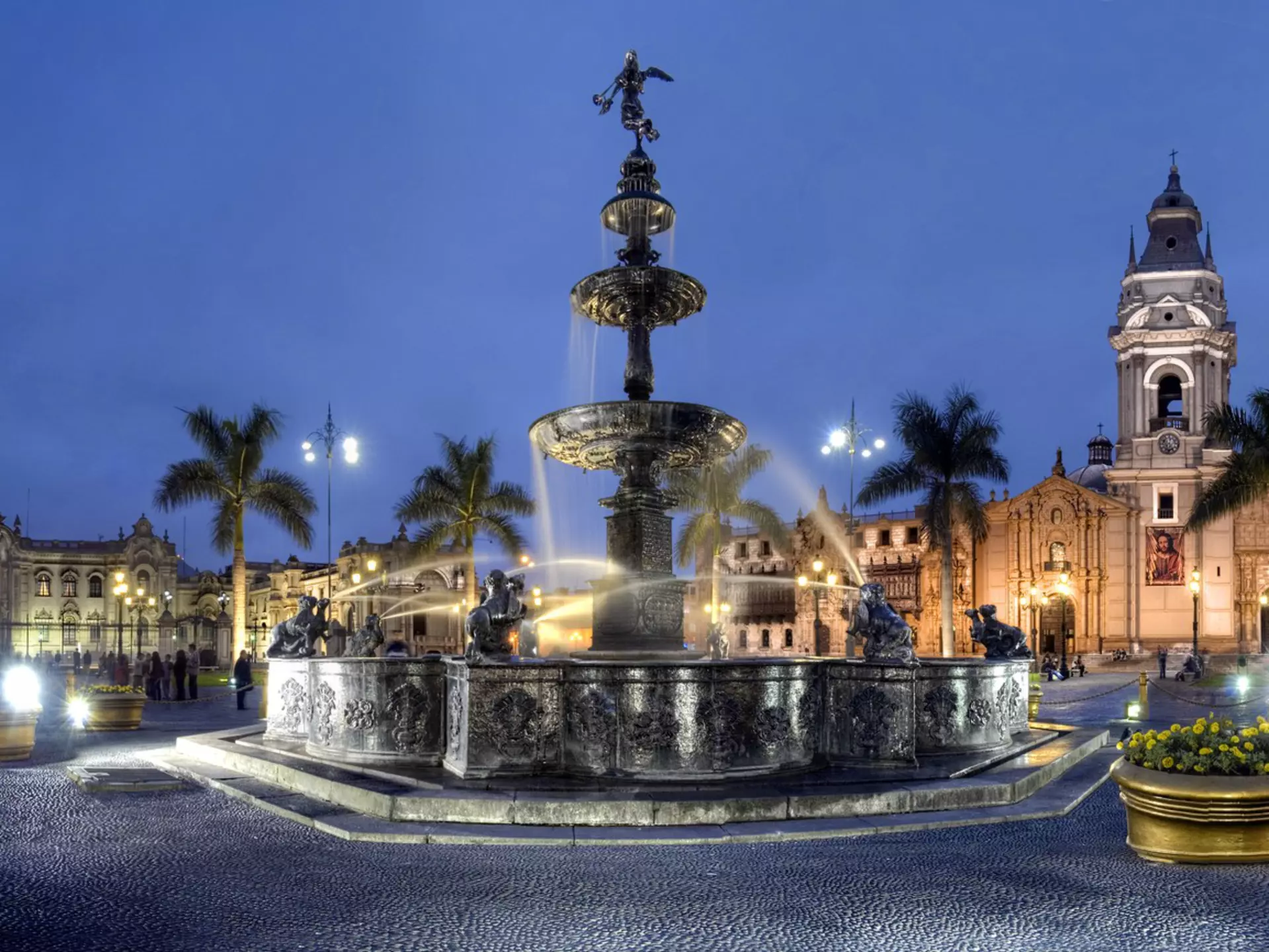 From hip and bohemian to cheap and family-friendly, each pocket of Lima has a unique identity © Domingo Leiva/Getty Images