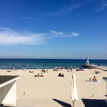 Danish architect Arne Jacobson's watchtower on the pier at Bellevue Beach. Thomas Lutostanski/Shutterstock
