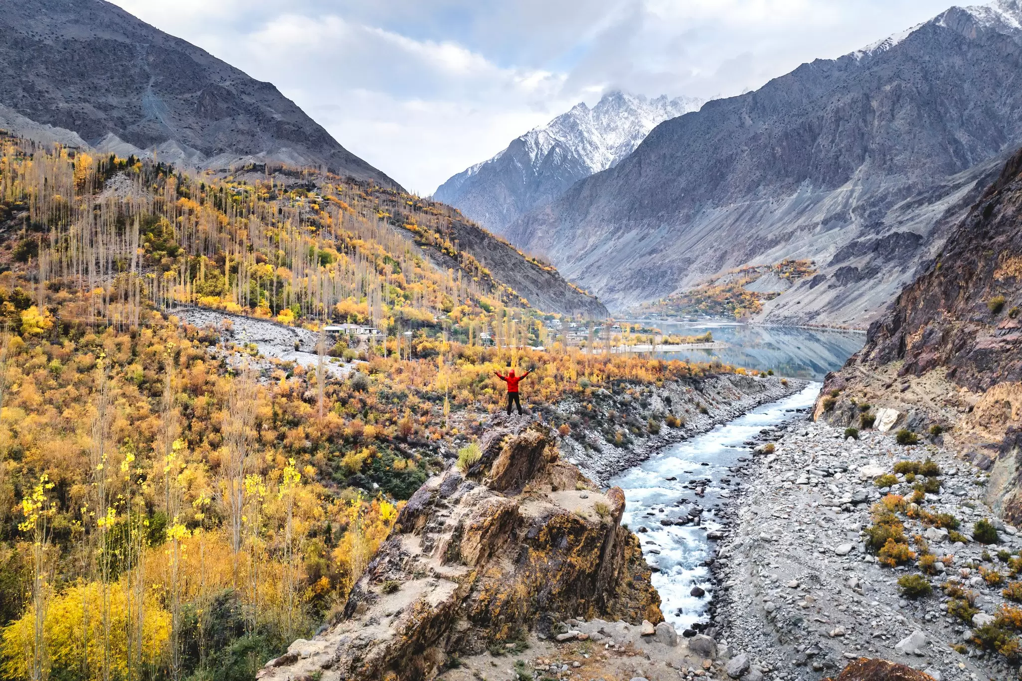 The Himalayas in Pakistan have long been an irresistible place to visit for many travelers © Ratnakorn Piyasirisorost / Getty Images