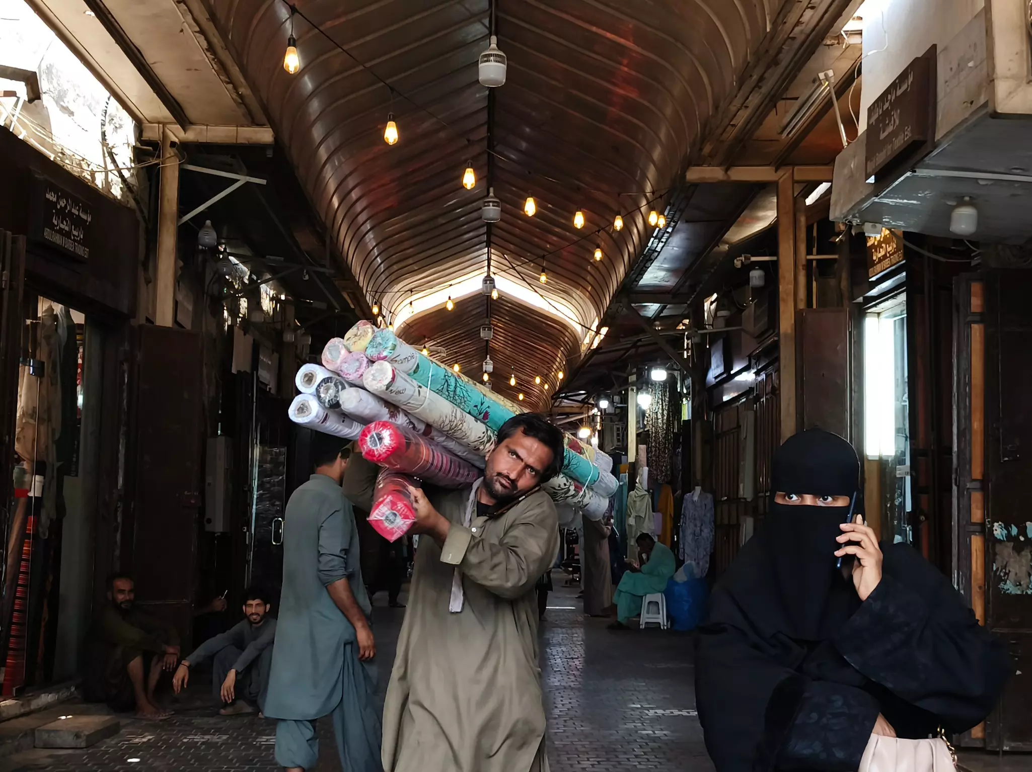 Tecno Partnerships V1
Scenes in a market in Jeddah, Saudi Arabia. 
Cynthia Hoffman for Lonely Planet