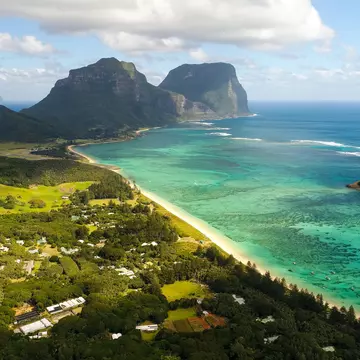 Lord Howe Island. Tomacrosse/Shutterstock