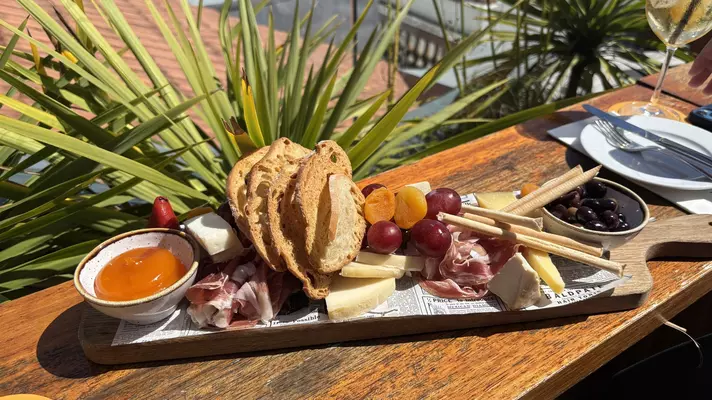 Chamidae in Lisbon: Vintage Hotel rooftop bar