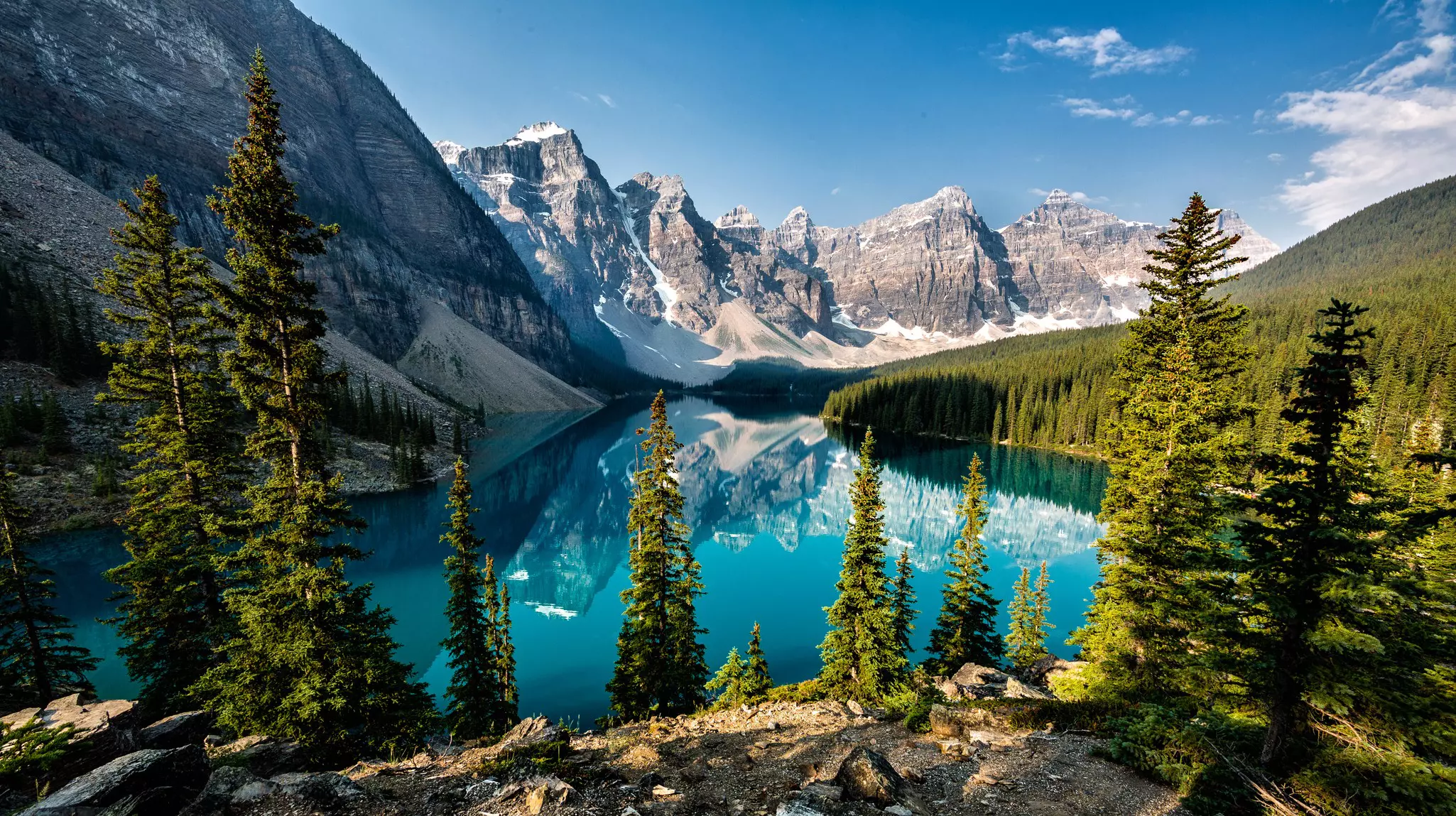 An overview of Lake Louise in Banff National Park, Canada