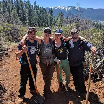 Sierra Buttes Stewardship Volunteers.jpg