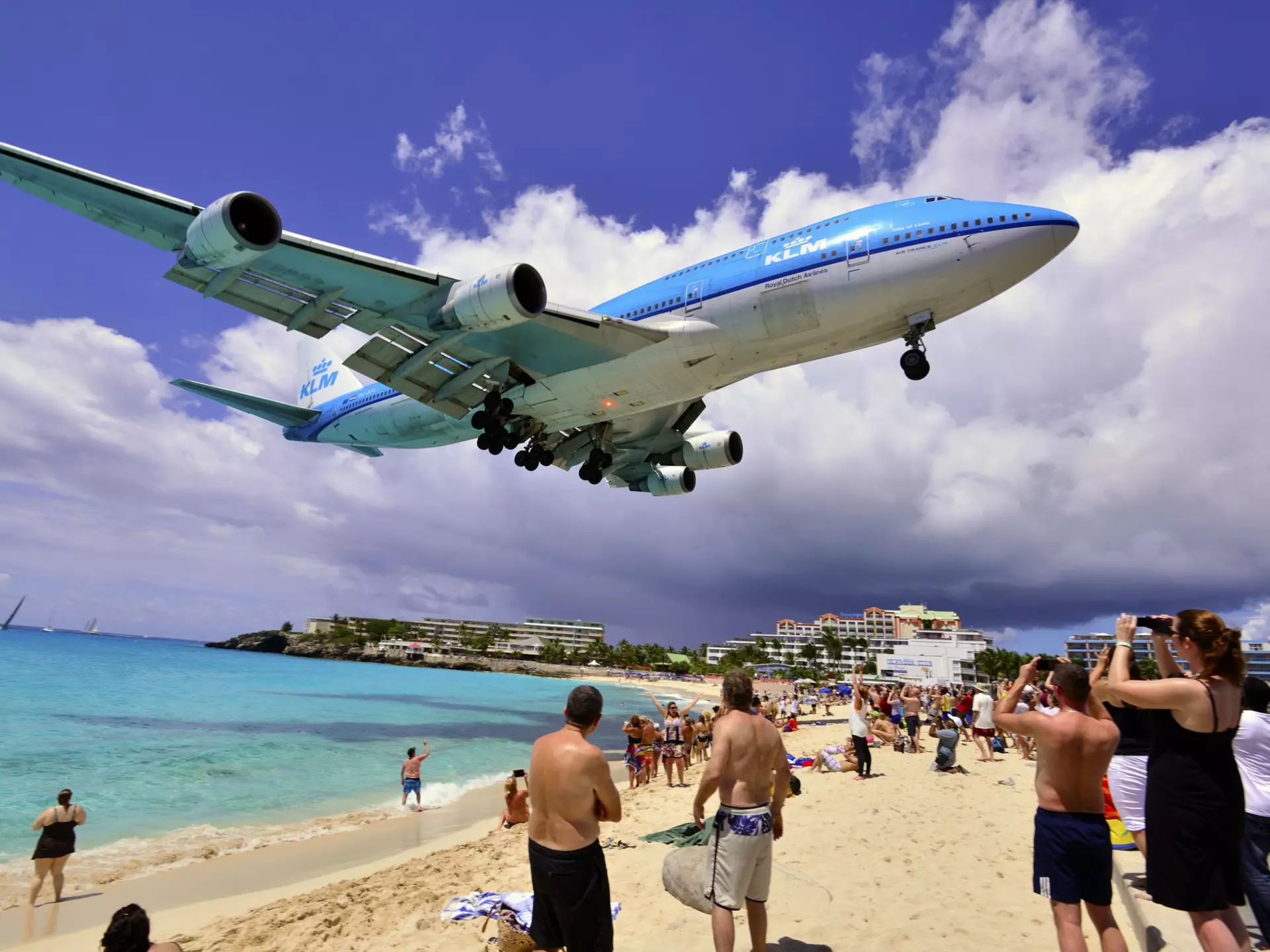 The airport at St Maarten is renowned for its extrenely low landing ©Matt Swinden/500px