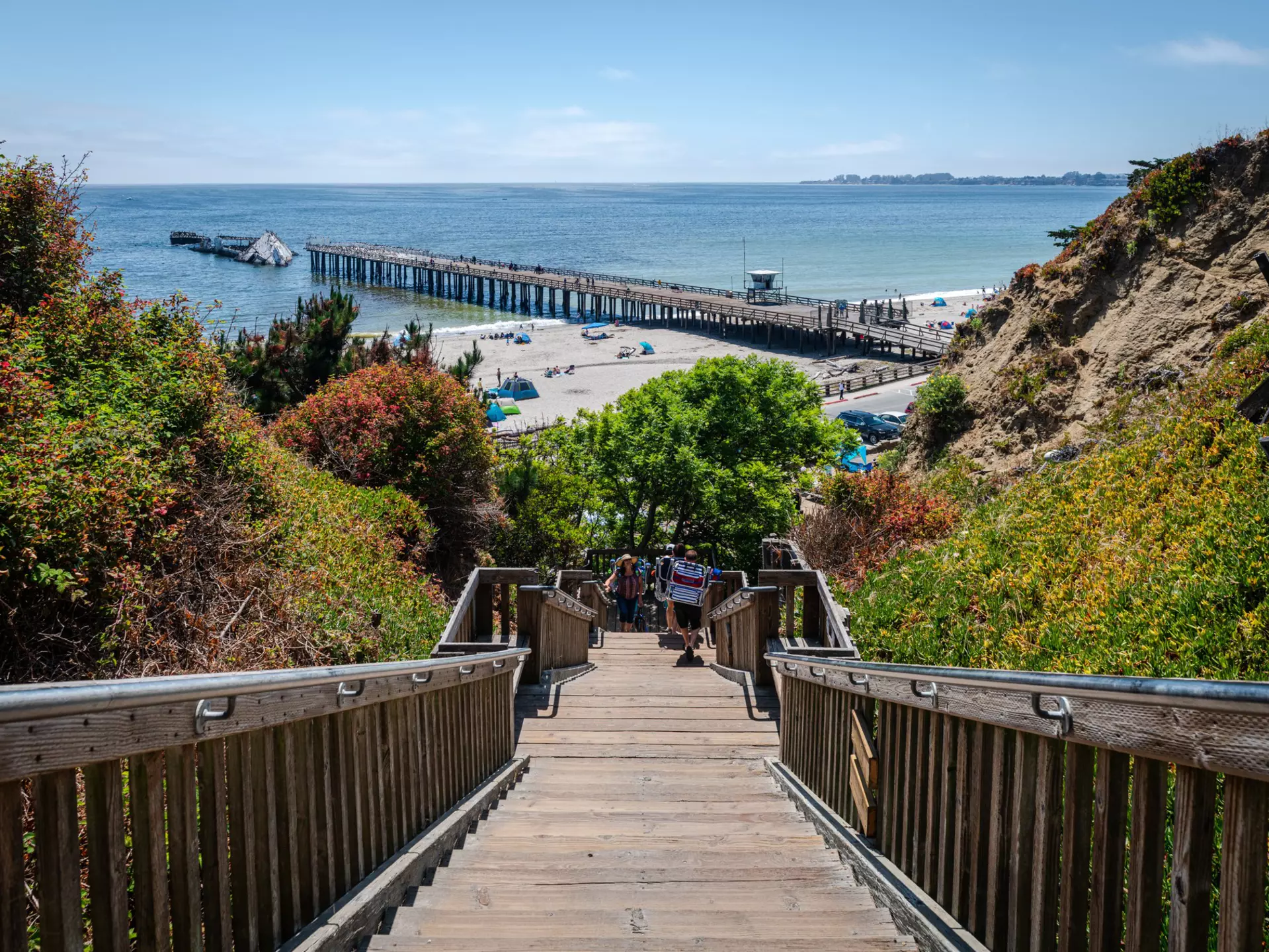 Wooden stairs leading down to Seacliff State Beach. Yiming Chen/Getty Images