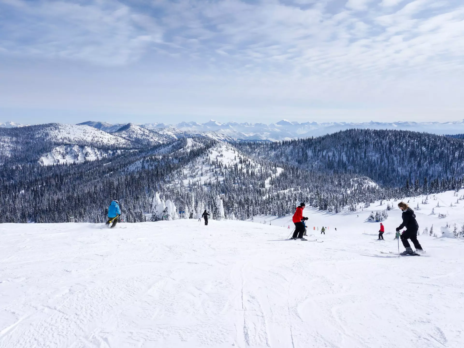 Find the perfect slope for you with this guide to ski resorts in Montana. Ronnie Chua/Shutterstock