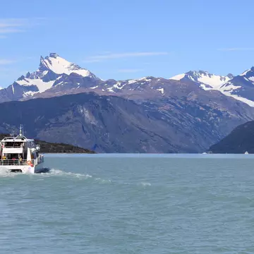 Plan your travels around Patagonia with our top tips on transportation