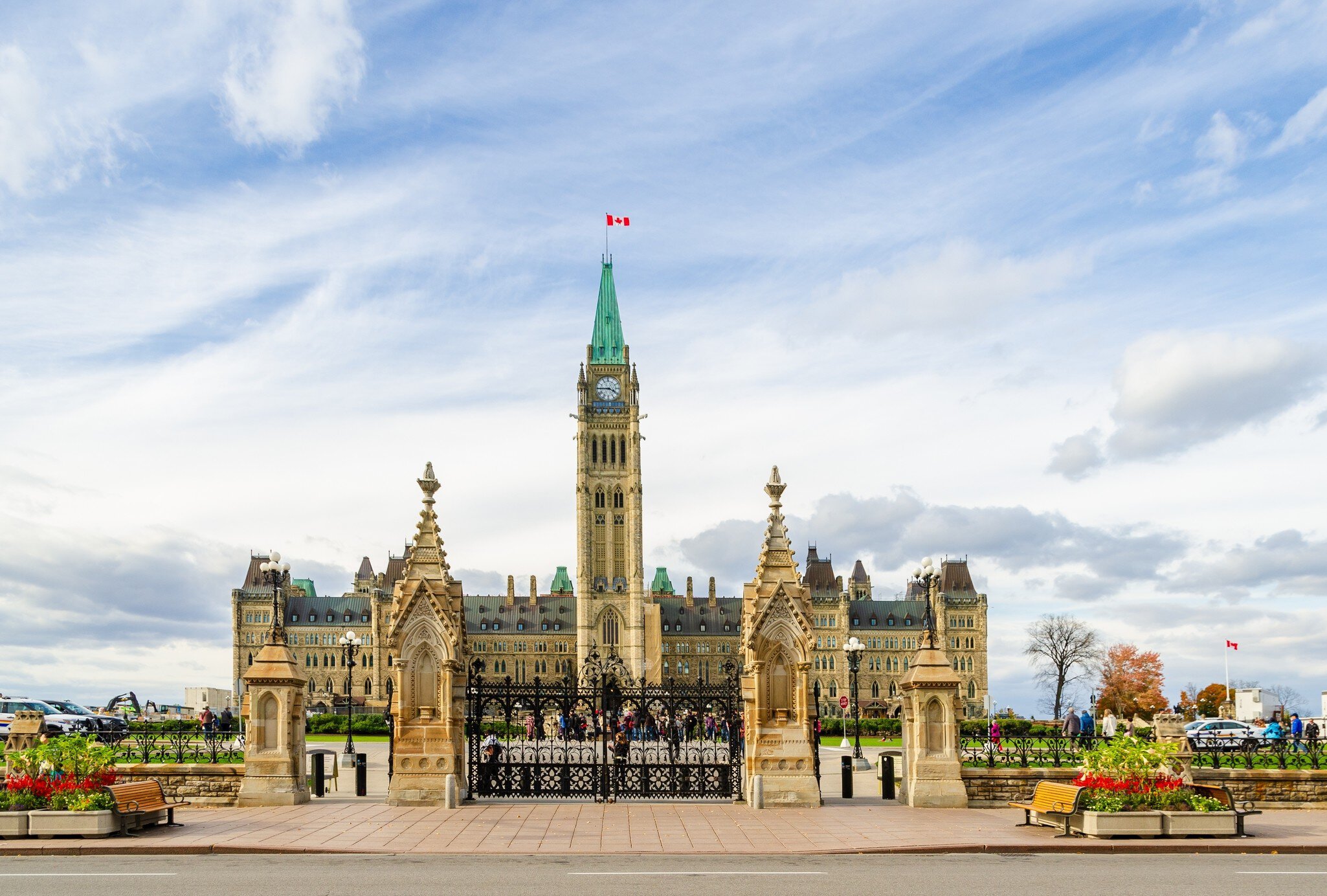 Ottawa, Canada - October 14, 2018 : Parliament Hill in Ottawa, Canada. Facade view of Centre Block of Canadian Parliamentary complex in autumn, License Type: media, Download Time: 2025-12-02T16:13:59.000Z, User: mvm_lonelyplanet, Editorial: true, purchase_order: 56530 - Guidebooks, job: Experience Canada 1, client: Global Publishing-WIP, other: Virginia Moreno