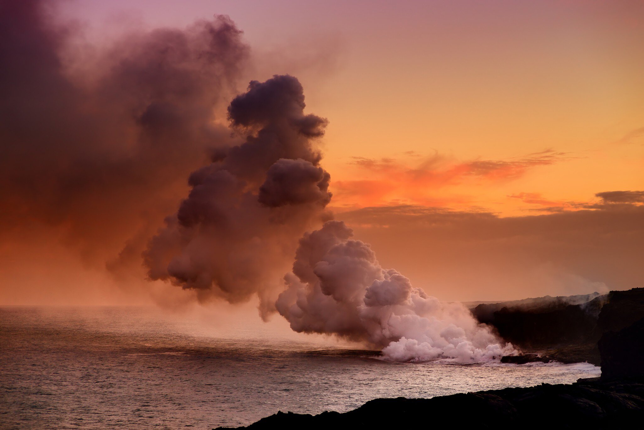 Kilauea Volcano, Hawaiʻi Volcanoes National Park. MNStudio/Shutterstock