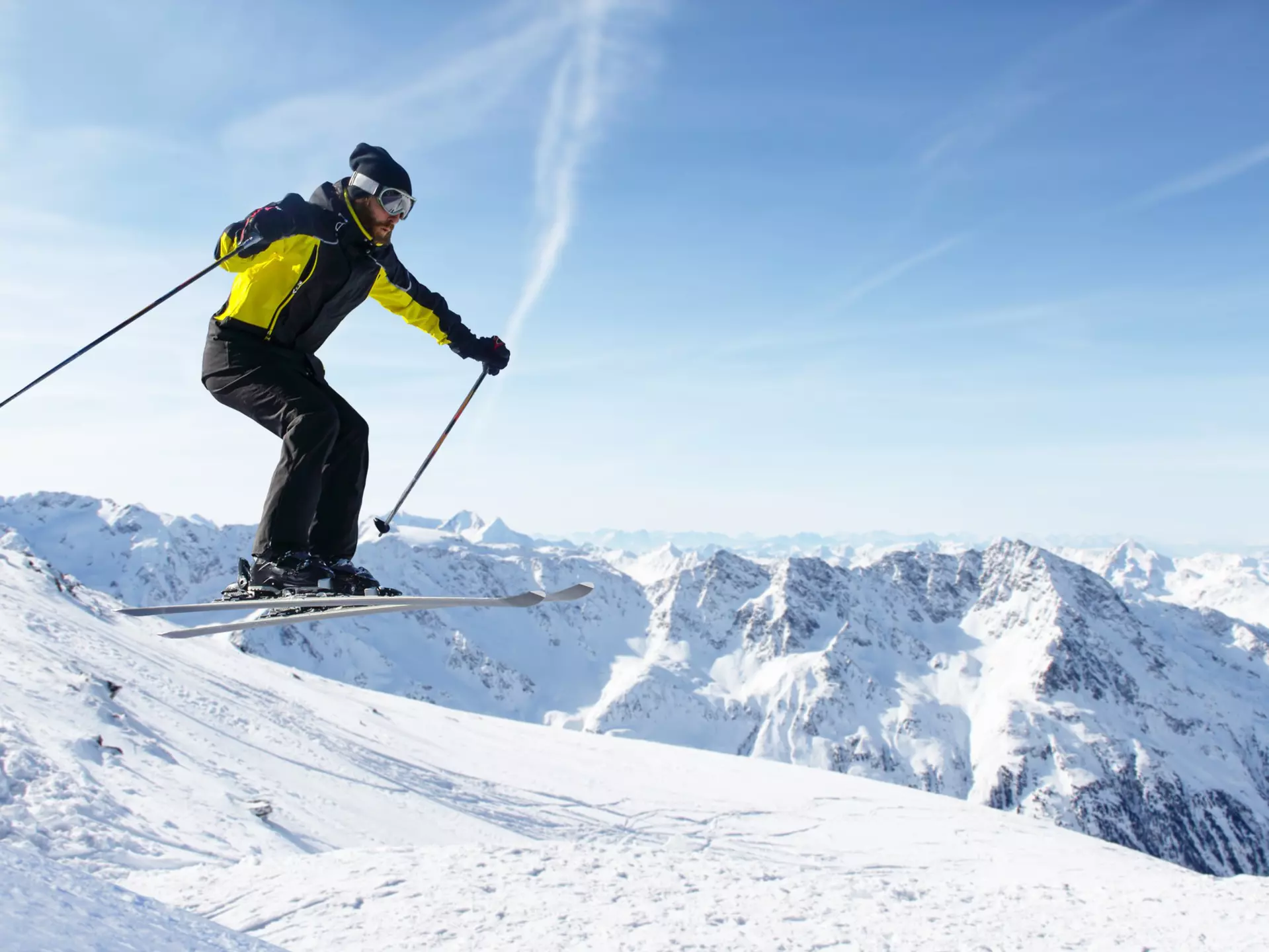 Some of the best ski destinations in Switzerland are a quick trip from Zürich © destillat / Shutterstock