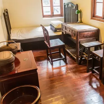 SHANGHAI, CHINA - OCTOBER 24, 2019: Room in the Mao Zedong Former Residence in Shanghai, China, License Type: media, Download Time: 2026-08-25T15:28:50.000Z, User: LP_NZhan, Editorial: true, purchase_order: 65050 - Digital Destinations and Articles, job: Nadine Zhan, client: Lonely Planet App, other: Nadine Zhan 