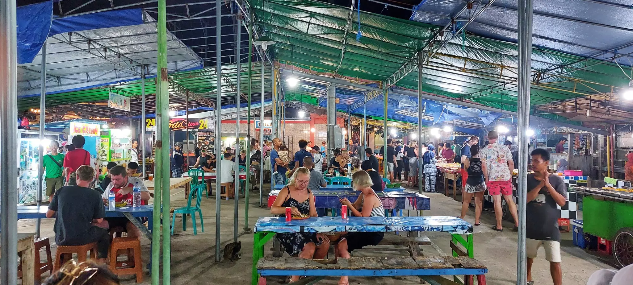 Gili Trawangan's night market is a top spot for affordable food © Indah Pratiwi / Getty Images