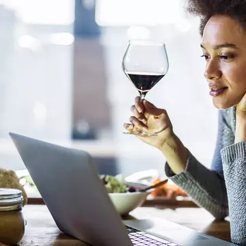 Wineries, vineyards, and beverage shops are joining the legion of businesses going online to stay connecting during the COVID-19 pandemic © skynesher/ Getty Images
