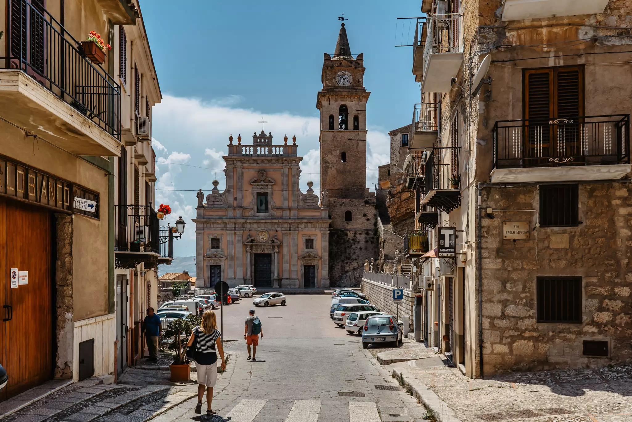 Medieval Piazza Duomo with St George's Cathedral in the background.