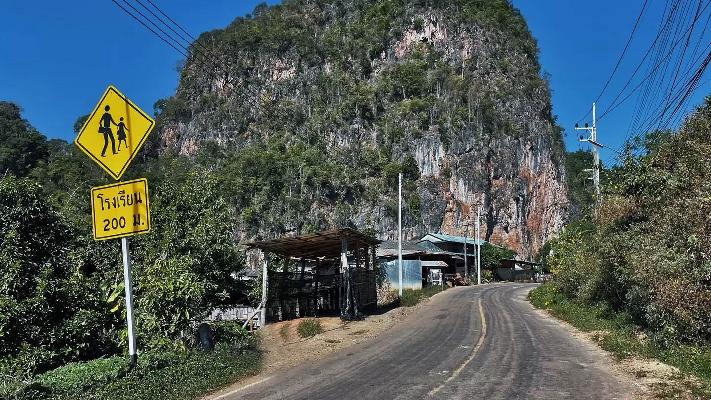 The Mae Hong Son loop in northwest Thailand. PhotoFra/Shutterstock