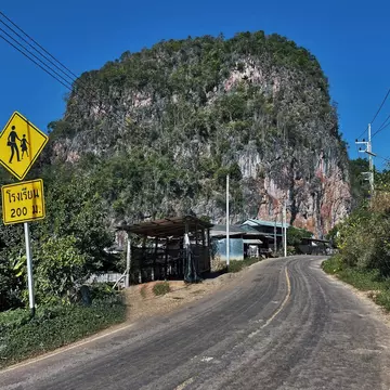 The Ultimate Road Trip Experience: Motorbiking Mae Hong Son Loop, Northern Thailand, License Type: media, Download Time: 2025-09-29T12:55:02.000Z, User: Malecia.Elamin_Lonelyplanet, Editorial: false, purchase_order: 65050 - Digital Destinations and Articles, job: Online Editorial, client: Guide to Thailand's Mae Hong Son loop on motorbike, other: Malecia Walker