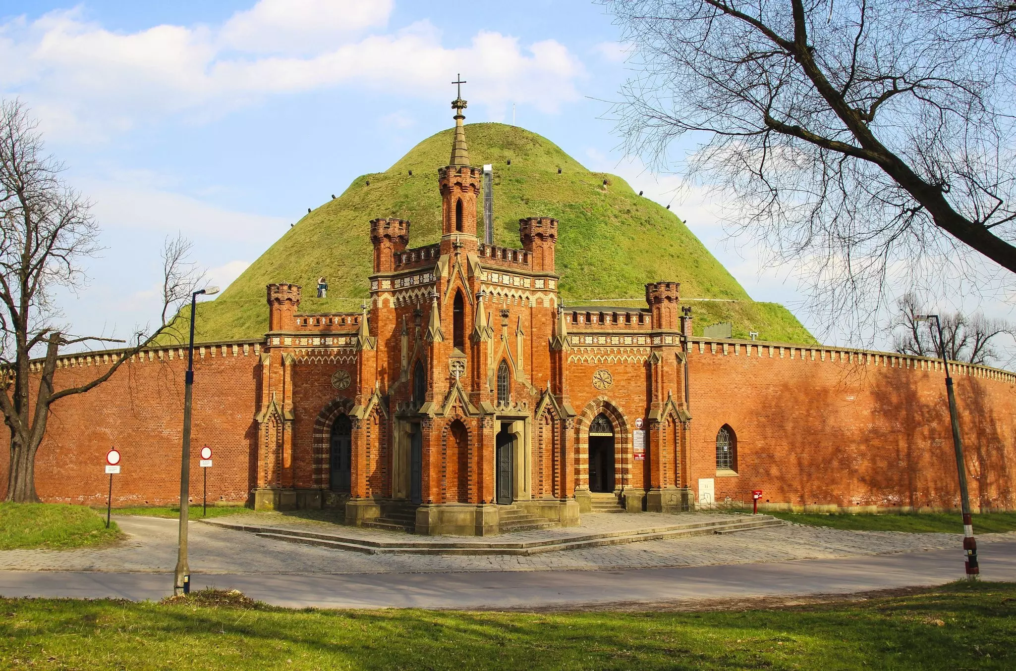 Kosciuszko Mound erected by Cracovians in commemoration of the Polish national leader Tadeusz Kosciuszko, Krakow, Poland