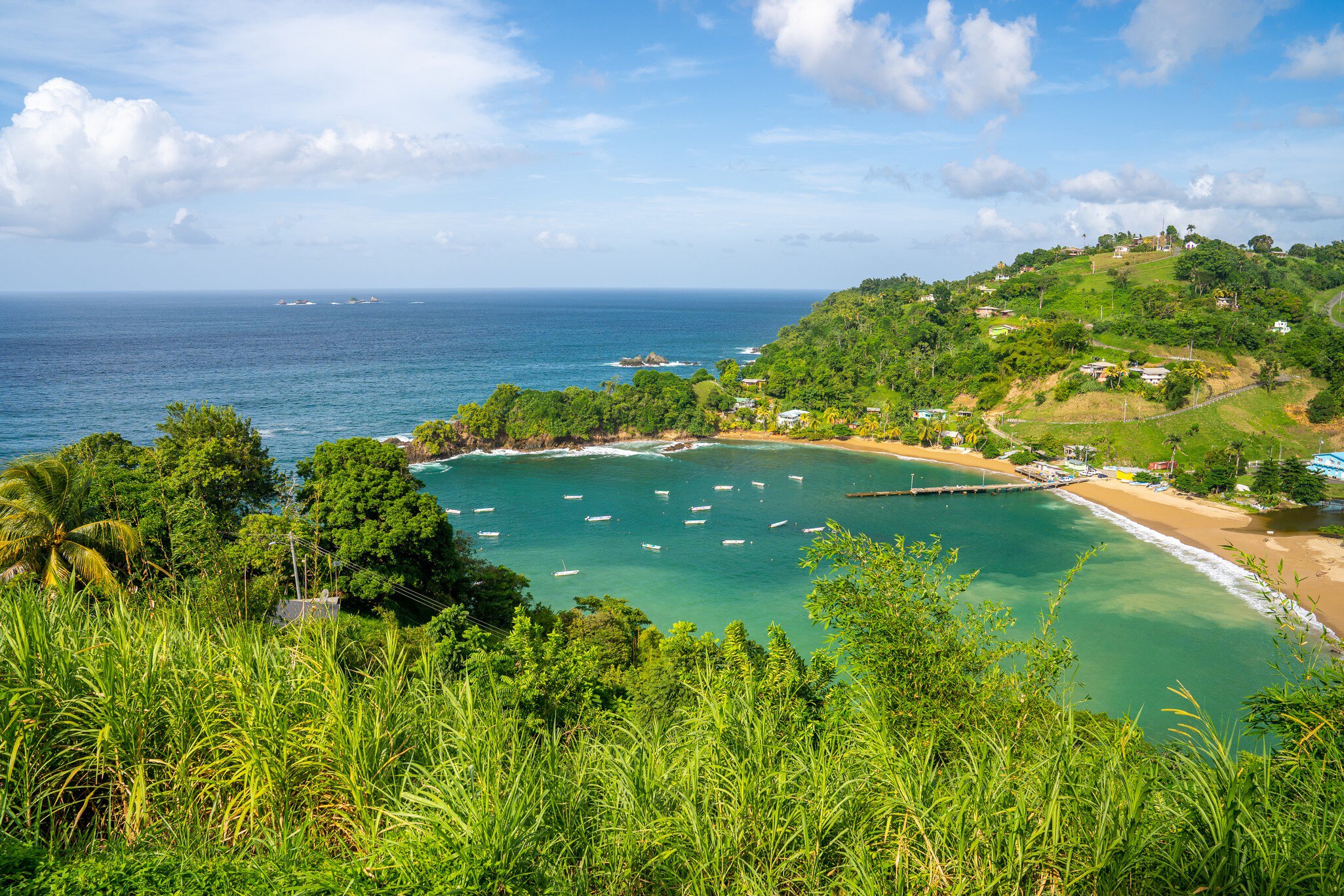 A landscape of the Parlatuvier bay surrounded by the sea under the sunlight in Trinidad and Tobago
1437640563
coast, landscape, bay, tropical, scenic, parlatuvier, beautiful, trinidad, vacation, shore, ocean, green, natural, quiet, white, calm, background, turquoise, cloudy