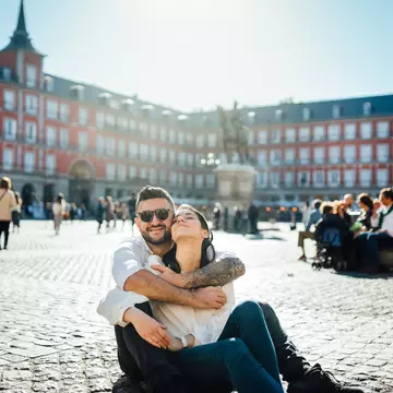 Why do so many travelers fall irretrievably in love with Madrid? Simple – it’s one of the coolest places on the planet © Eldar Nurkovic / Shutterstock