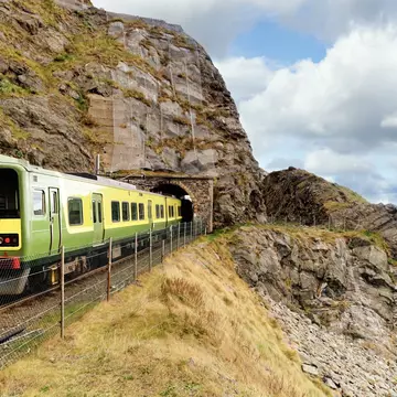 You don’t need to rent a car to get around Ireland: Irish Rail’s network connects major cities throughout the country © Dawid K Photography / Shutterstock