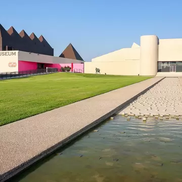 CORPUS CHRISTI, TEXAS - APRIL 17: Visitors approach the Art Museum of South Texas at Bayfront Science Park in Corpus Christi, Texas on April 17th, 2016.; Shutterstock ID 611247398; your: Bridget Brown; gl: 65050; netsuite: Online Editorial; full: ...