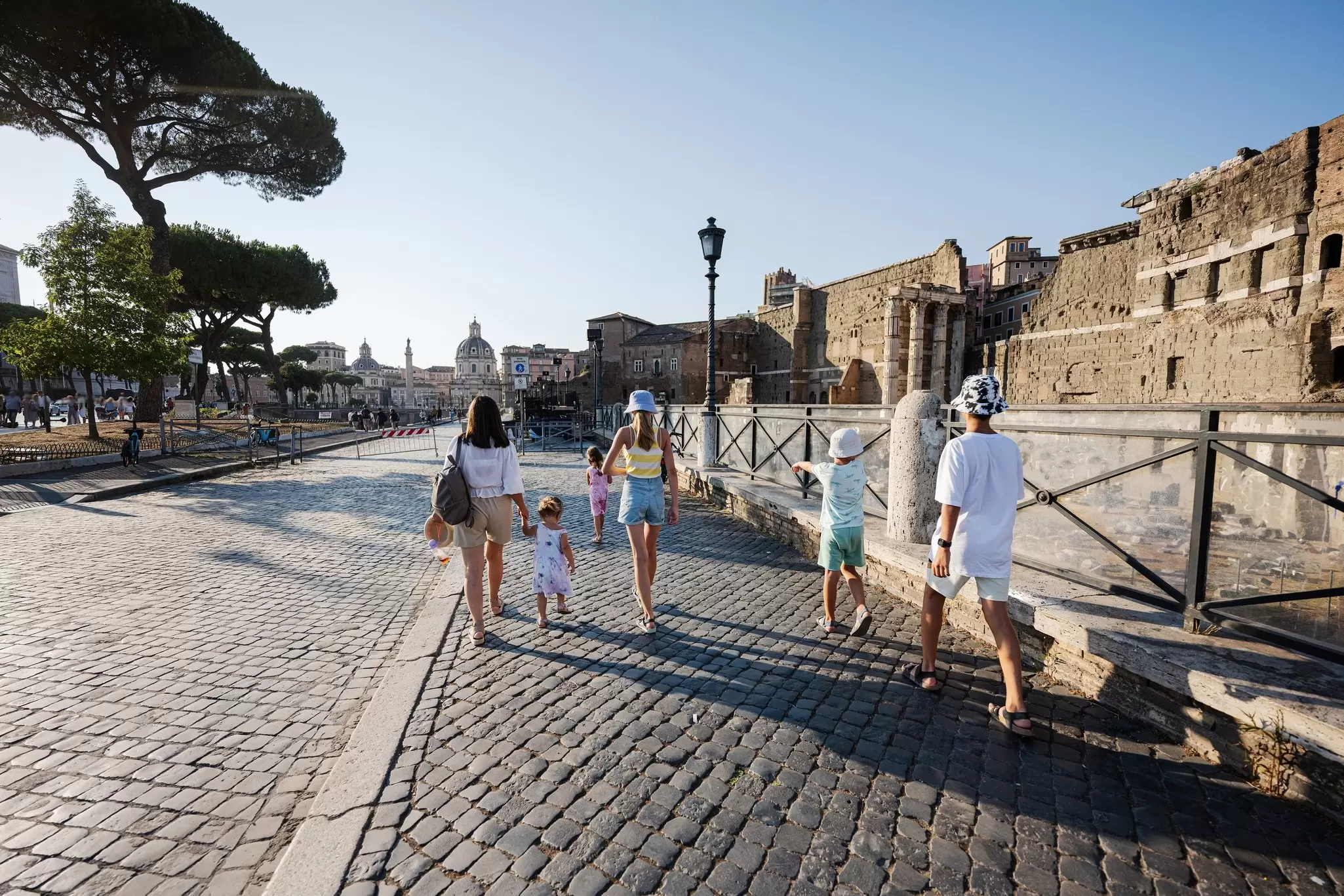 Experience the best of Italy as a family with this guide to the top things to do there with kids. AS photo family/Shutterstock