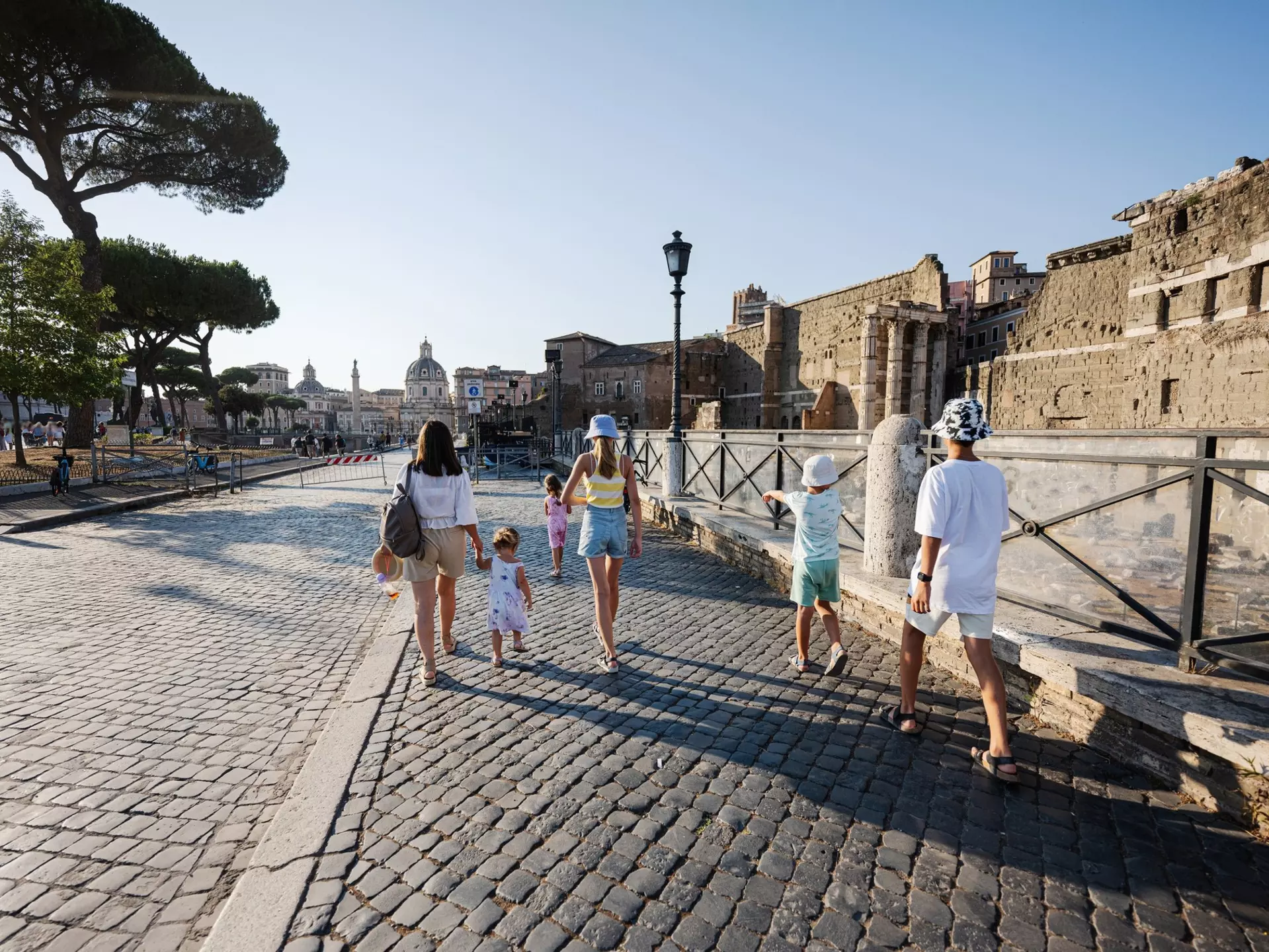 Experience the best of Italy as a family with this guide to the top things to do there with kids. AS photo family/Shutterstock