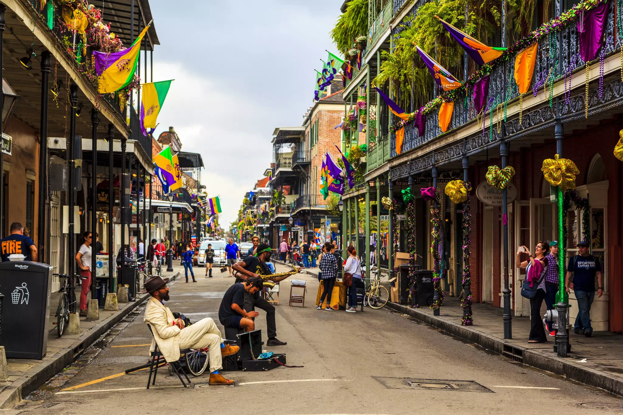 The vivacity of New Orleans is something to behold, especially with your built-in bestie by your side © GTS Productions / Shutterstock