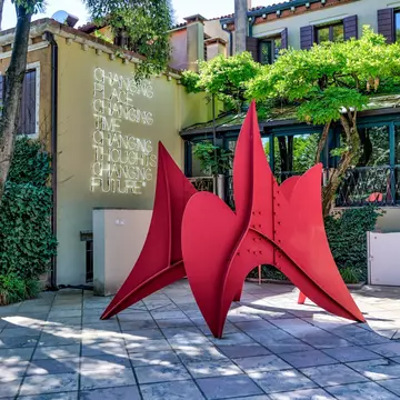 Alexander Calder’s 'The Cow' sculpture at the Nasher Sculpture Garden at the Peggy Guggenheim Collection in Venice, Italy.