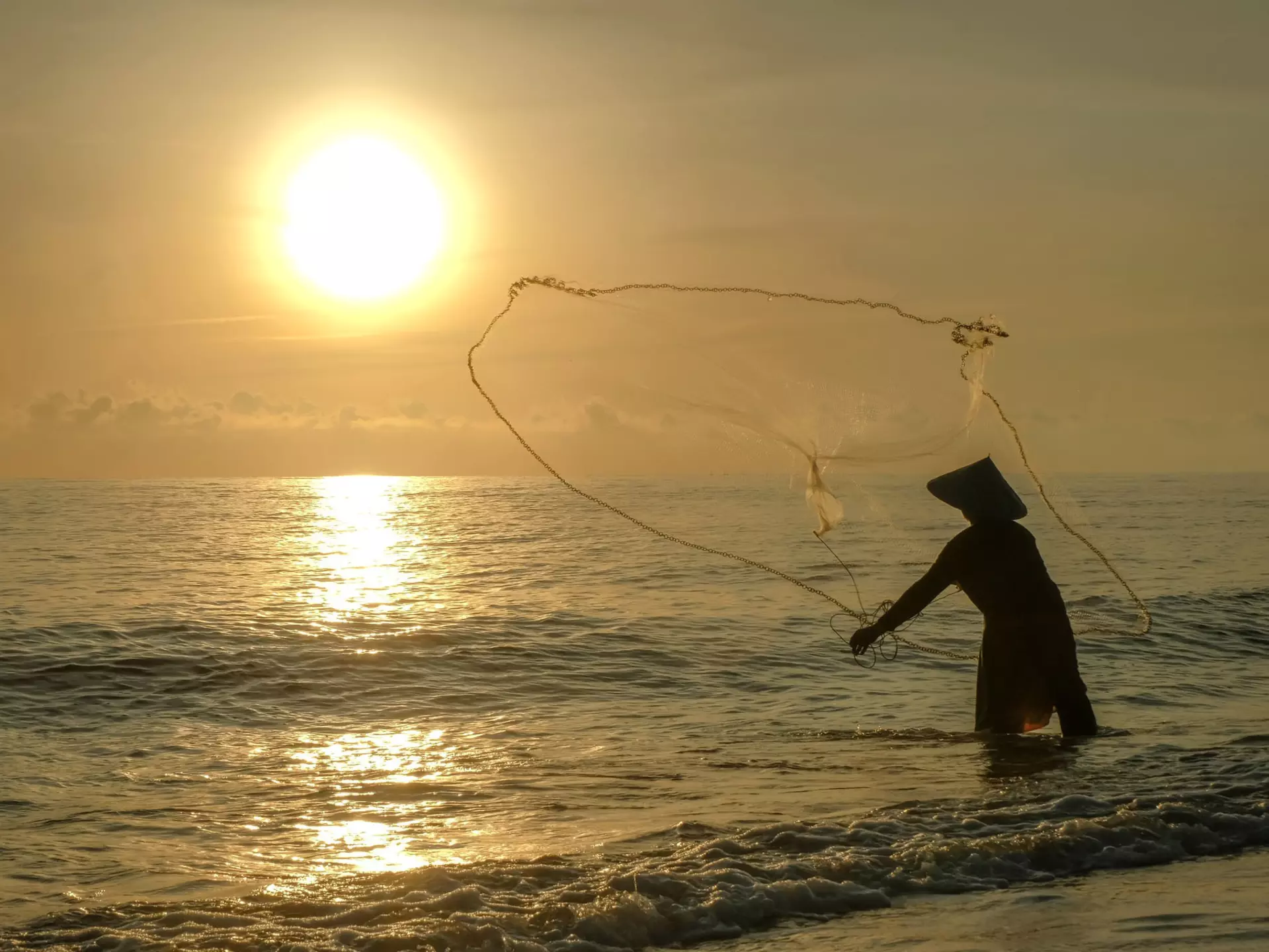 A dazzling, explosive melting pot of diverse communities shaped Malaysia’s rich culture, pioneered its labyrinthine mash-up of cuisines, and coexisted in its unique blend of architecture © Kit Yeng Chan / Lonely Planet