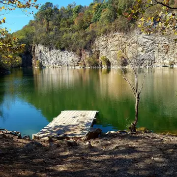 Meads Quarry Lake is backed by the cliffs that originally gave Knoxville its nickname, Marble City
912971596
knoxville, scenics, united states, horizontal image