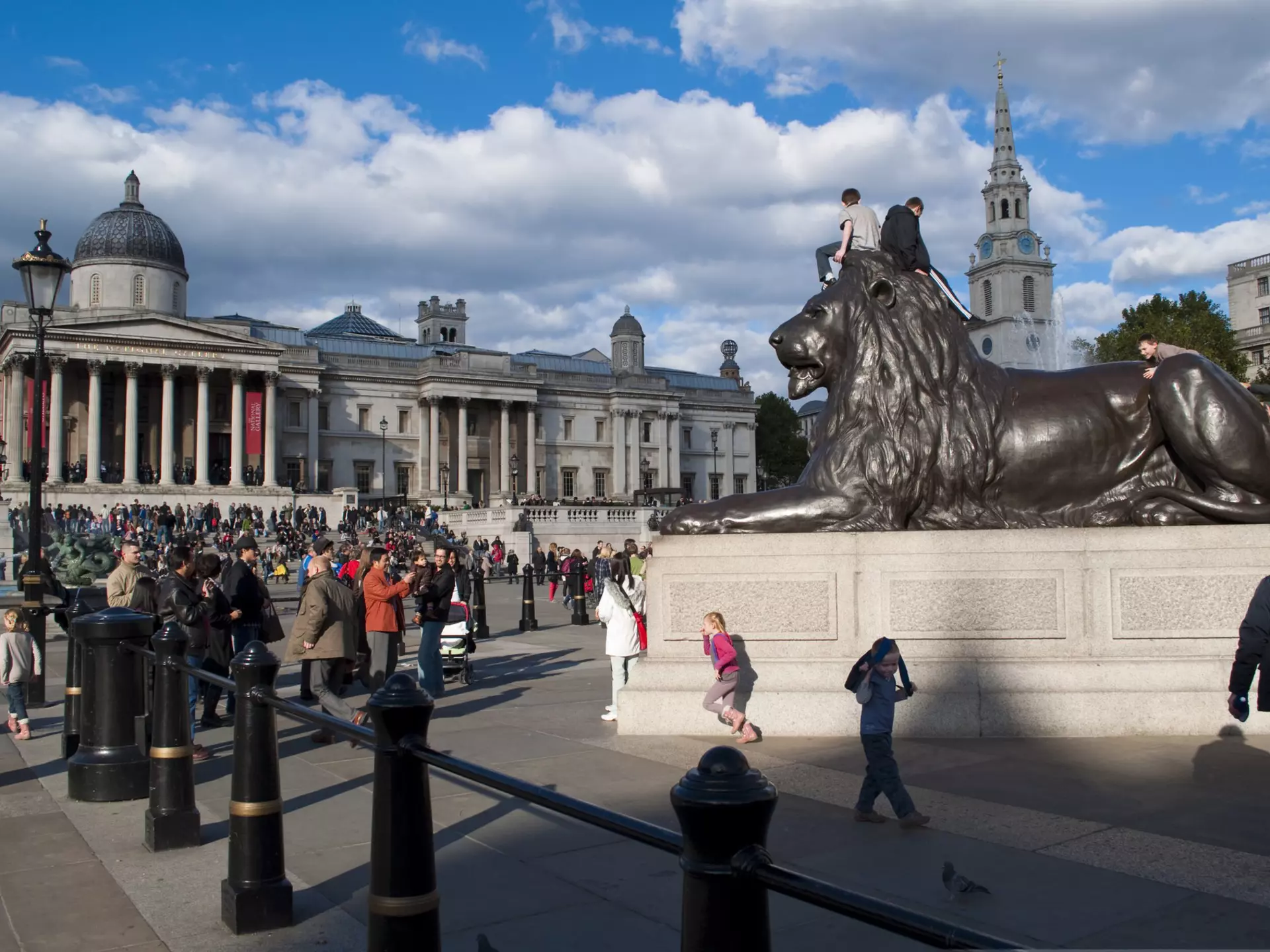 Trafalgar Square is the nearest London gets to having a centre. Geoff Stringer / Lonely Planet