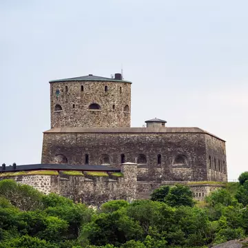Marstrand, Sweden - Jun 26, 2022: Marstrand island with its most famous tourist attraction, Carlsten Fortress. Selective focus.  License Type: media  Download Time: 2023-06-25T09:06:09.000Z  User: hannahblackie10  Is Editorial: Yes  purchase_order: 56530/Global Publishing WIP  