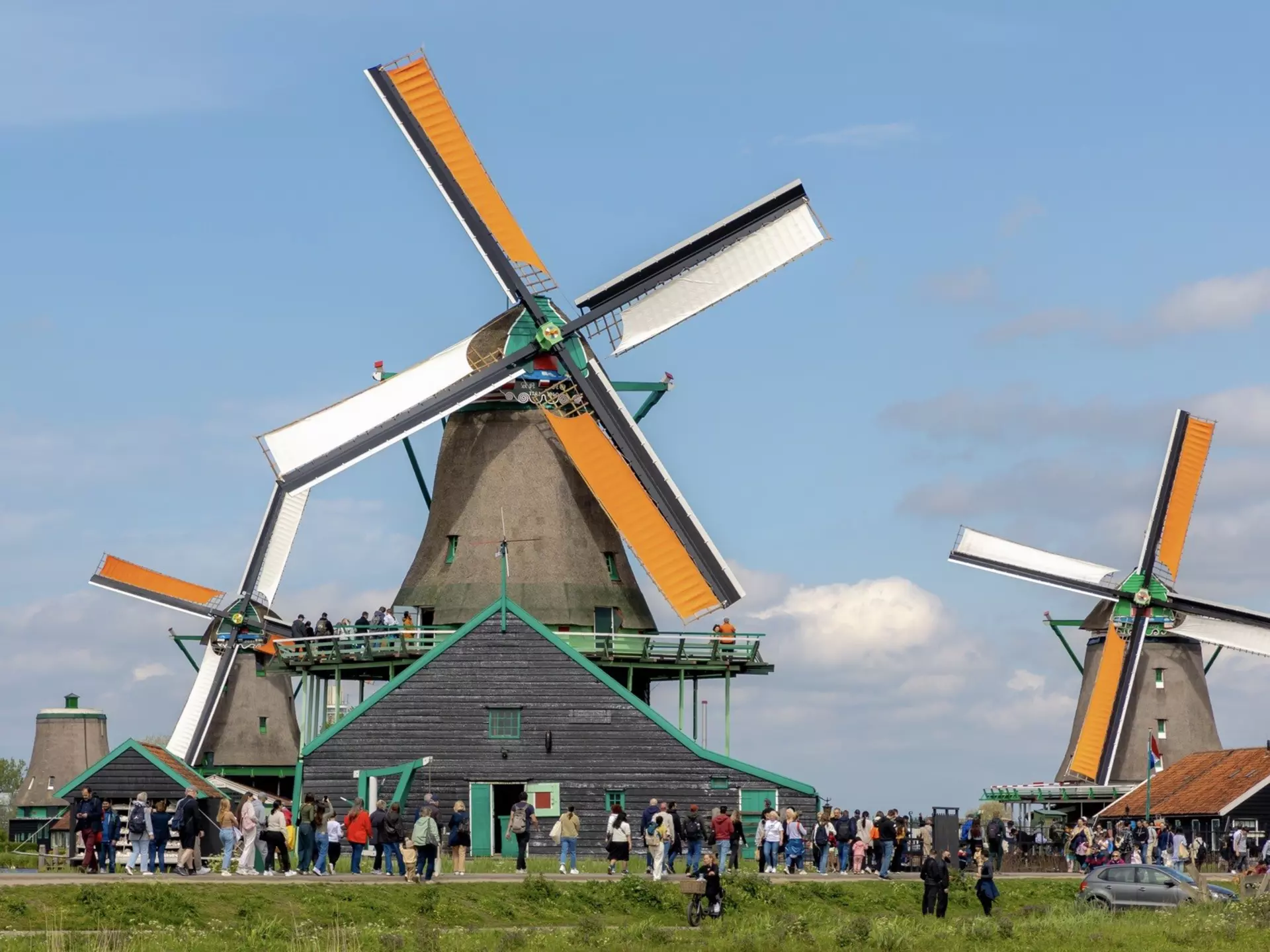 Within an hour of Amsterdam, you can find modern architecture, charming historic towns and (naturally) windmills aplenty © Wut_Moppie / Shutterstock